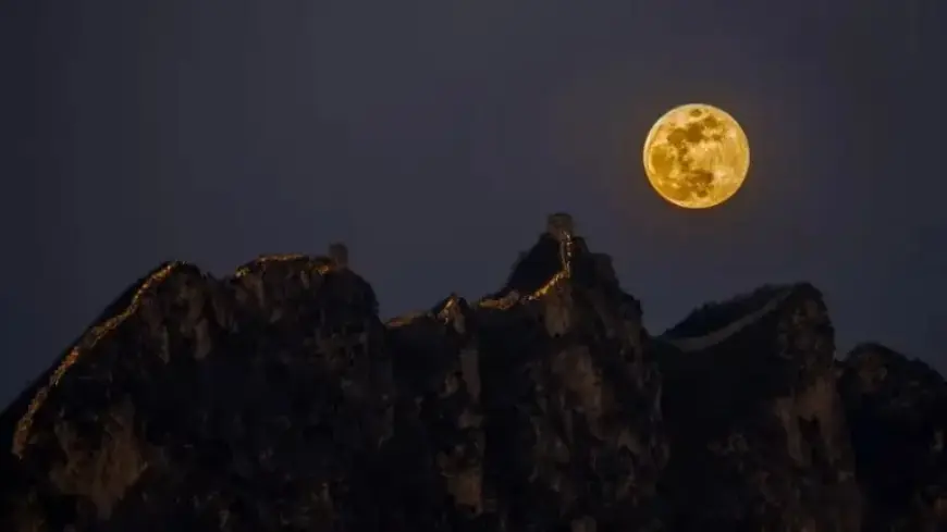 February’s Full Snow Moon Illuminates the Night Sky