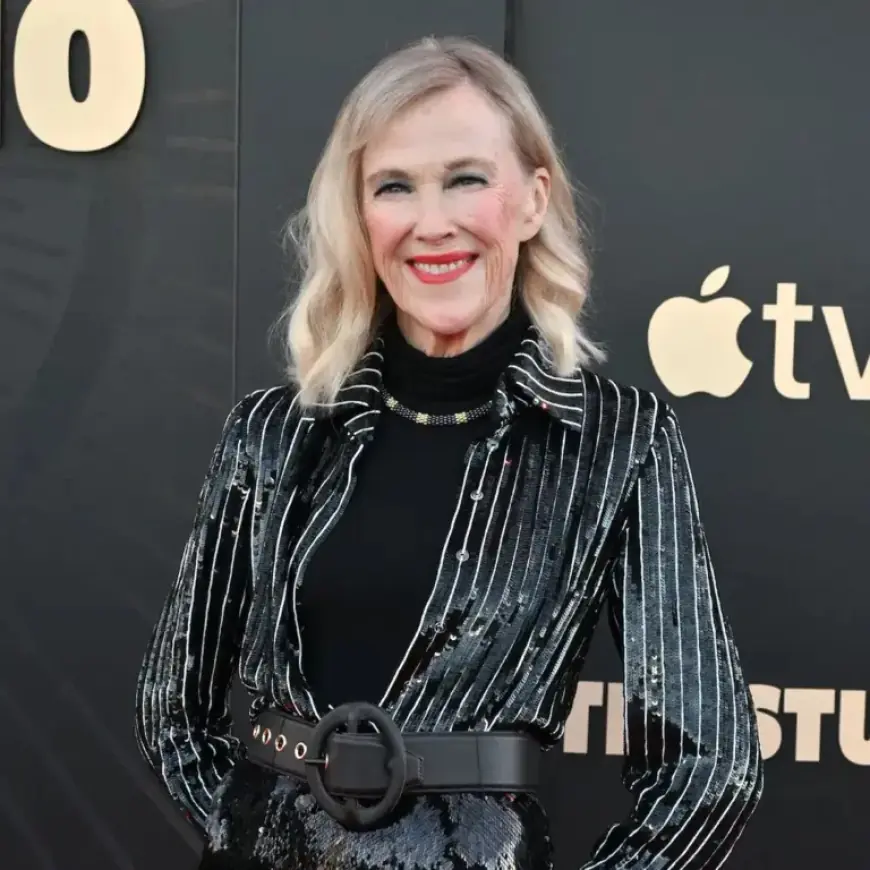 Catherine O’Hara Hospitalized in Serious Condition Before Passing Away