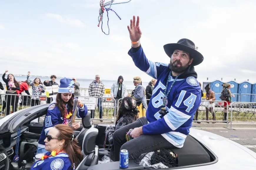 Gasparilla Parade 2026 in Tampa draws huge crowds as the pirates “invade,” and the city pivots to what comes next