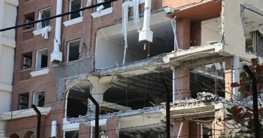 Blast in Iranian Port City Kills One Ahead of Hormuz Naval Drill