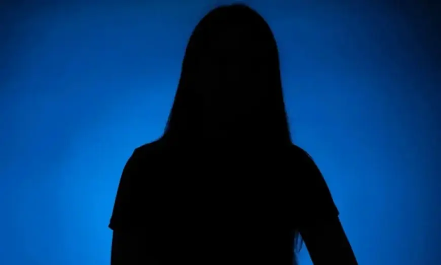 Heroine Speaks Out on Age Controversy