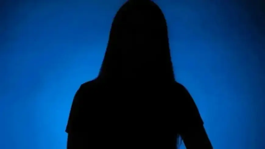 Actress Confronts Age Controversy Directly