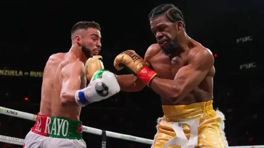 Russell Defends Title on García-Barrios Fight Card, Sources Confirm