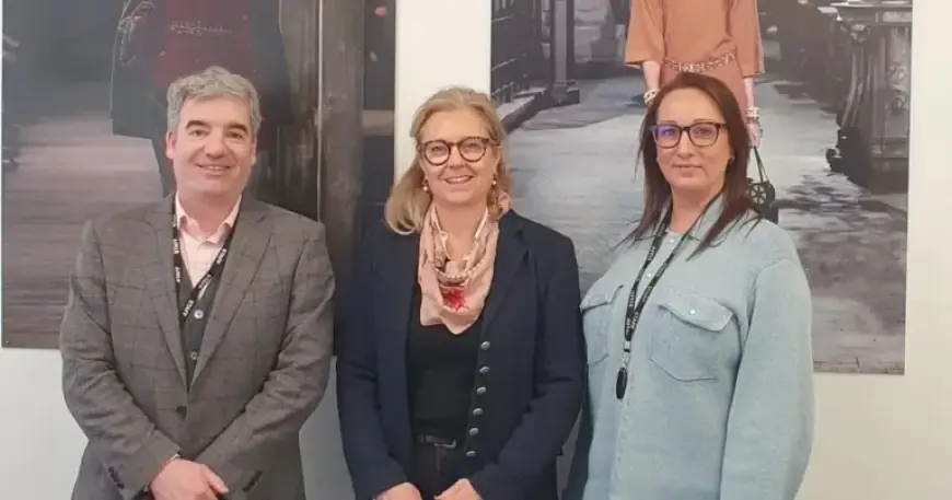 Hawick’s Barrie Knitwear Attracts Young Talent, Earning Acclaim