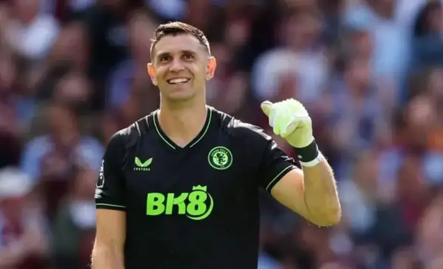 Discover Dibu Martínez’s New Aston Villa Teammate: A Three-Club Transfer Sensation