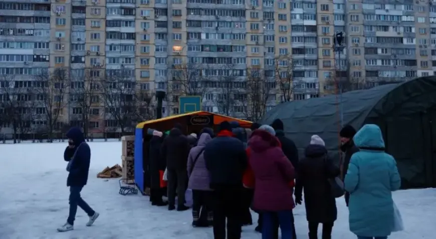 Russian Energy Terror: 3,500 Blocks in Kyiv Fight Heating Crisis