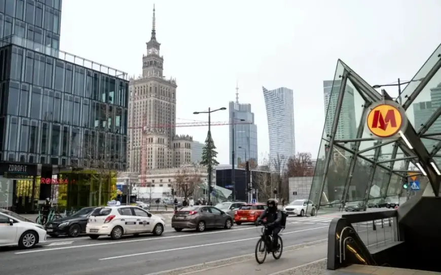 Polish Economy Grows Impressively, Yet Challenges Loom