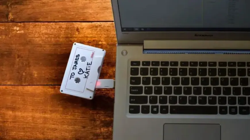 Create Nostalgic Mixtapes with This Innovative USB Gadget