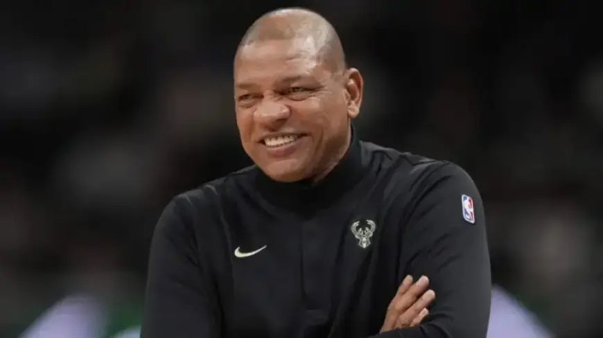 Bucks Coach Doc Rivers Celebrates Role in NBA Pioneers Classic