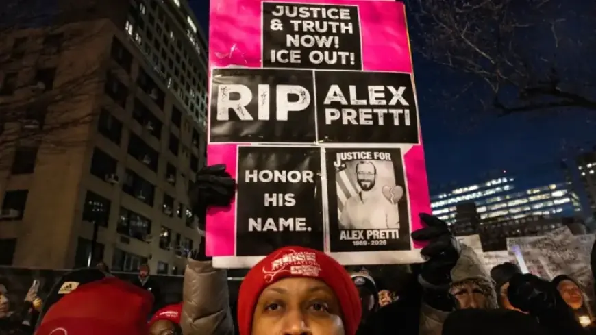 New York Holds Vigil for Alex Pretti and ICE Victims