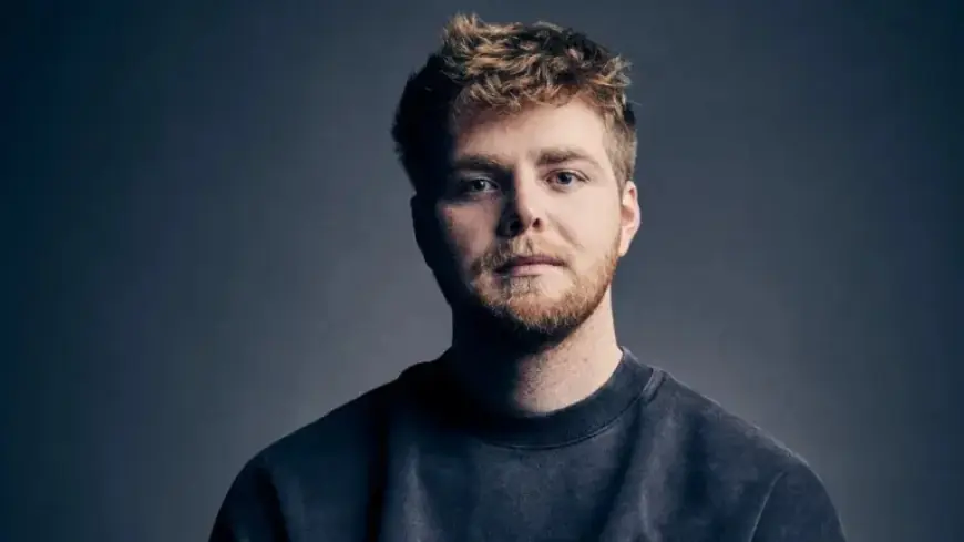 Grammy Nominee Alex Warren: Discover the Artist Behind ‘Ordinary’