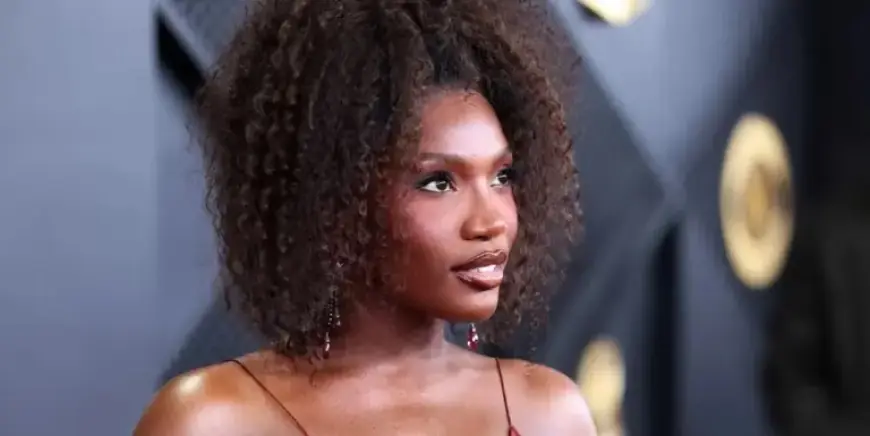 Doechii’s Roberto Cavalli Gown Features Train Too Long for Photos