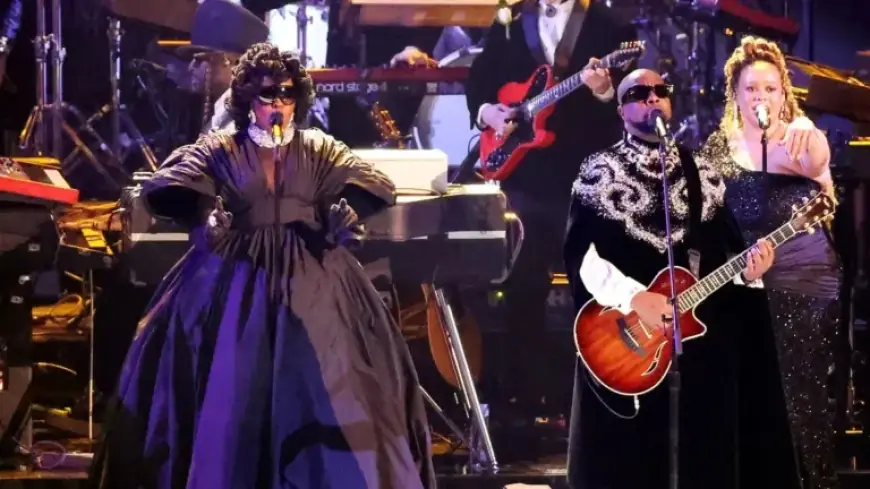 Grammys Honors Brian Wilson, Bob Weir, D’Angelo in Memoriam Segment