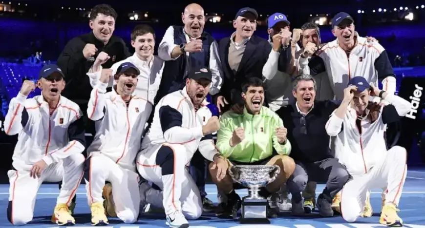 Tennis Fans React to Emotional Detail in Carlos Alcaraz’s Australian Open Finale Photo
