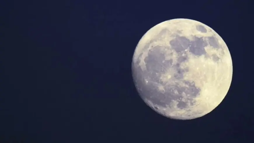 Full Moon February 2026: Snow Moon peaks, but still looks full tonight