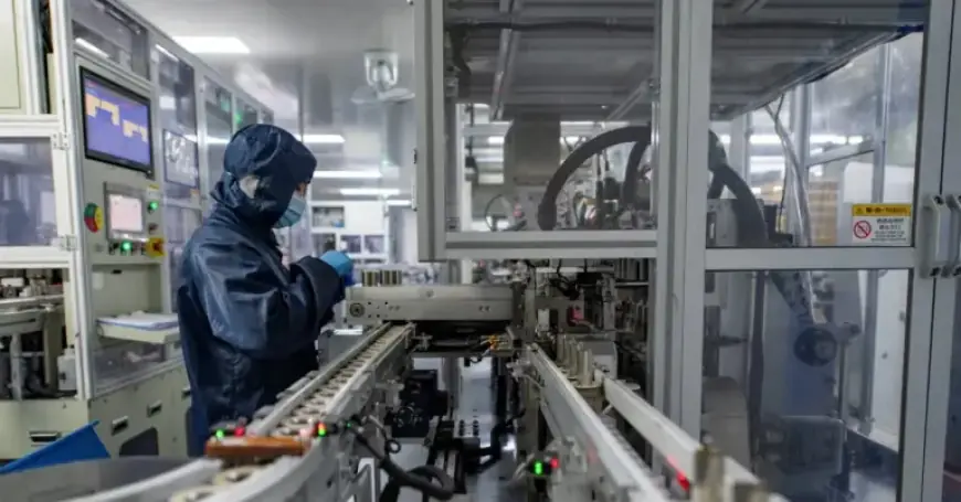 Trump Unveils $12 Billion Minerals Stockpile to Enhance US Manufacturing, Counter China