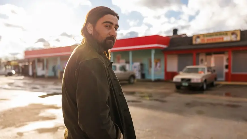 Noah Kahan’s 2026 “The Great Divide Tour” brings stadium dates, presale sign-up details