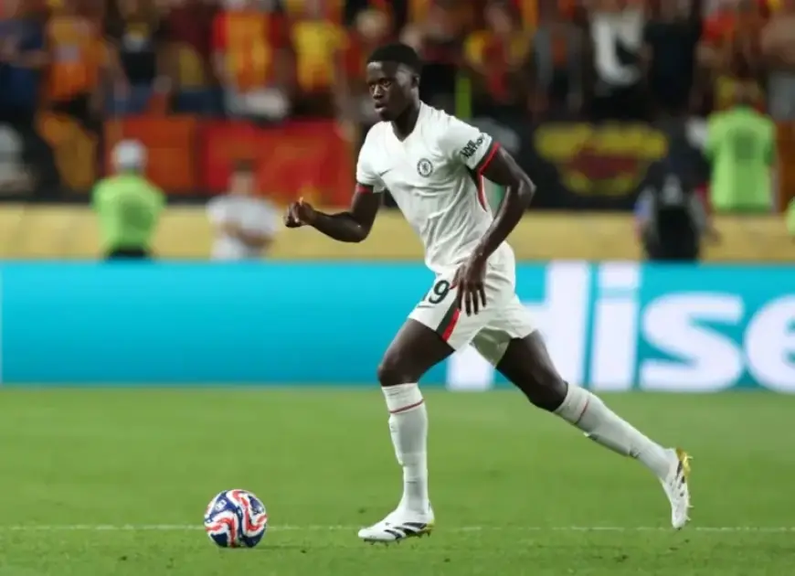 Mamadou Sarr Leaves Strasbourg to Rejoin Chelsea Officially