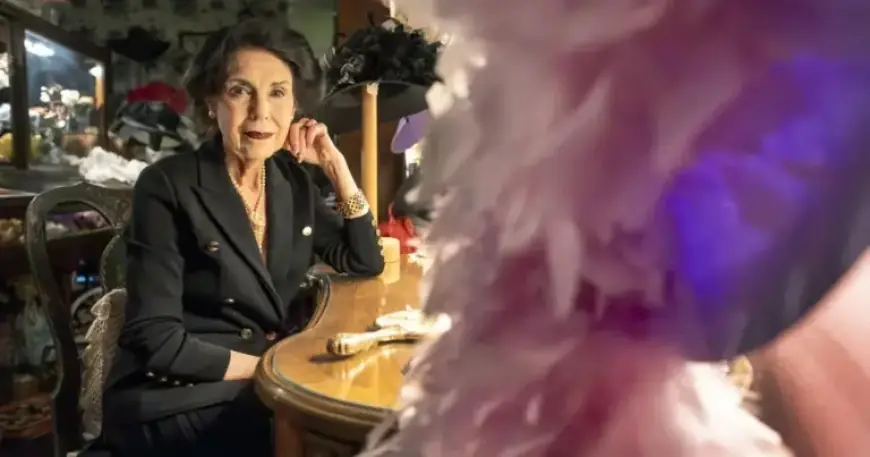 Yvonne LaFleur Reviews Grammys Fashion Trends and Chappell Roan’s Style