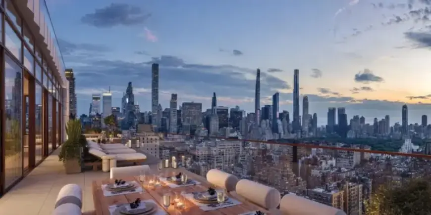Penthouse in Manhattan’s Iconic Tower Sells for $25 Million