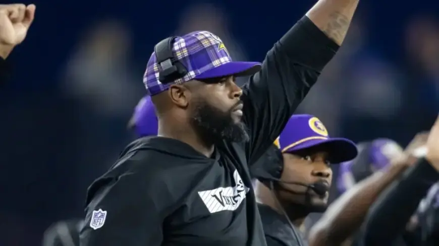 Cowboys Appoint Marcus Dixon as Defensive Line Coach