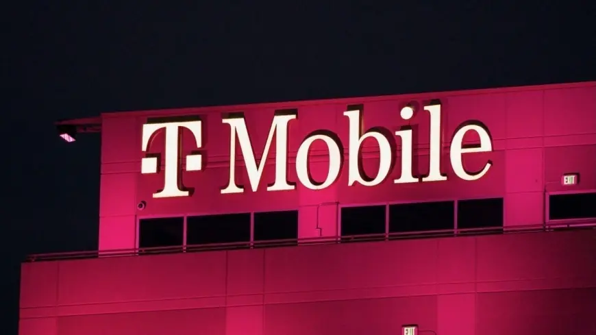 T Mobile Platter Giveaway Puts a Game-Day Twist on T-Mobile Tuesdays as Super Bowl Week Ramps Up