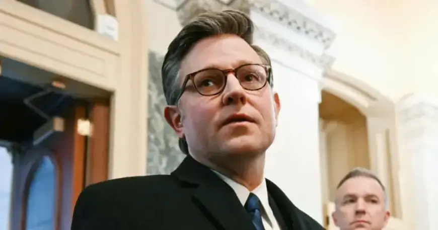 House Votes on Reopening Government; NASA Delays Moon Mission: Morning Rundown