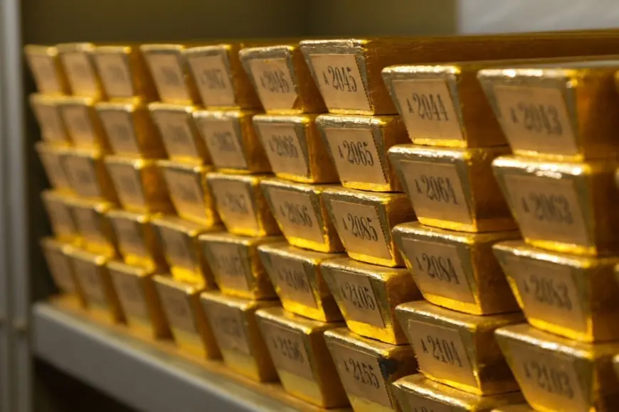 Gold price today rebounds sharply after steep selloff
