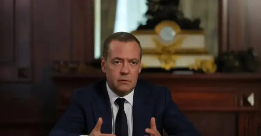 Medvedev Warns of Global Peril Without Nuclear Arms Control Treaty