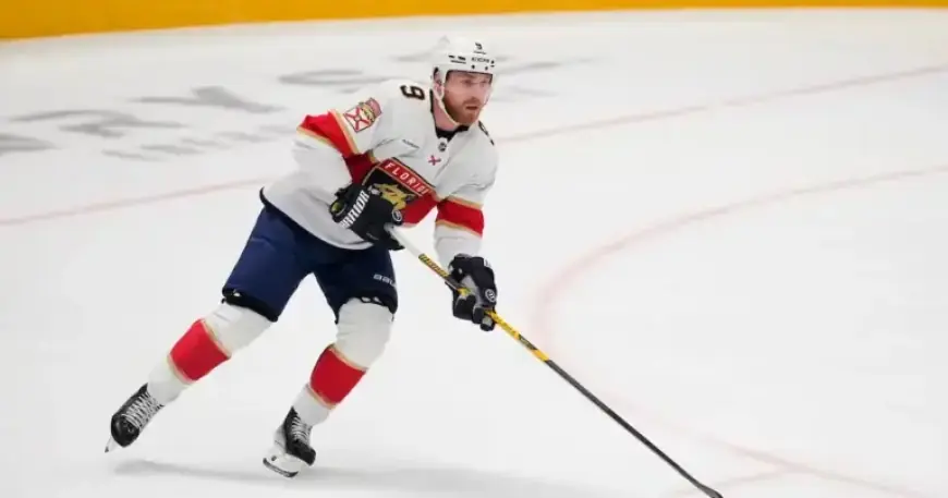 Panthers’ Bennett Exits Early Due to Upper-Body Injury