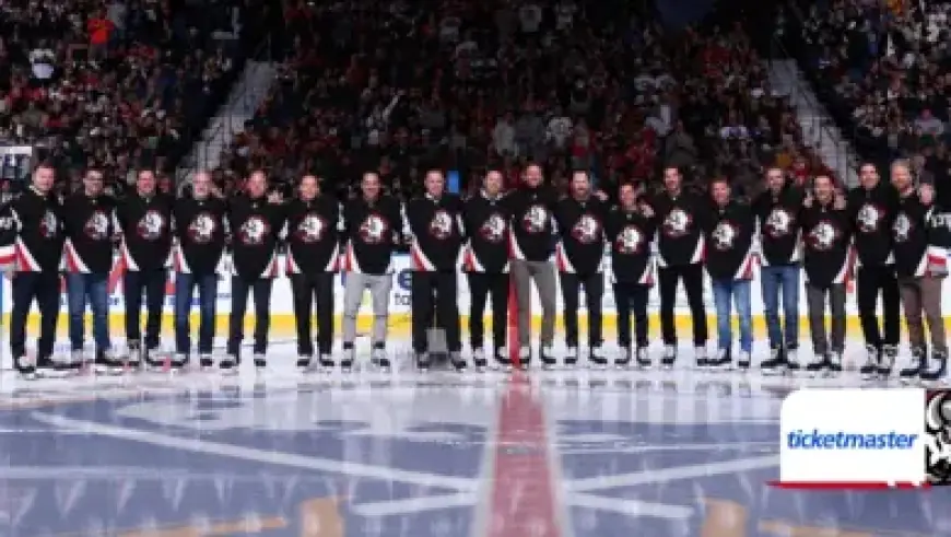 Dodgers Acquire Michael Siani, Designate Andy Ibanez for Assignment