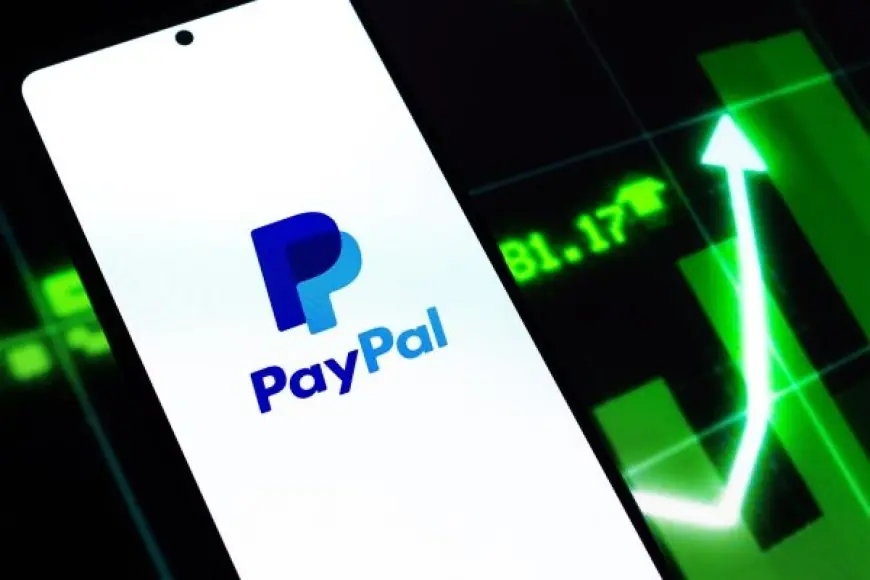 PayPal stock sinks after earnings miss as Enrique Lores set to replace Alex Chriss