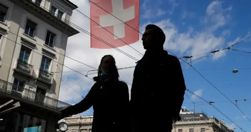 Lawmakers Uncover Hundreds of Nazi-Linked Accounts at Credit Suisse