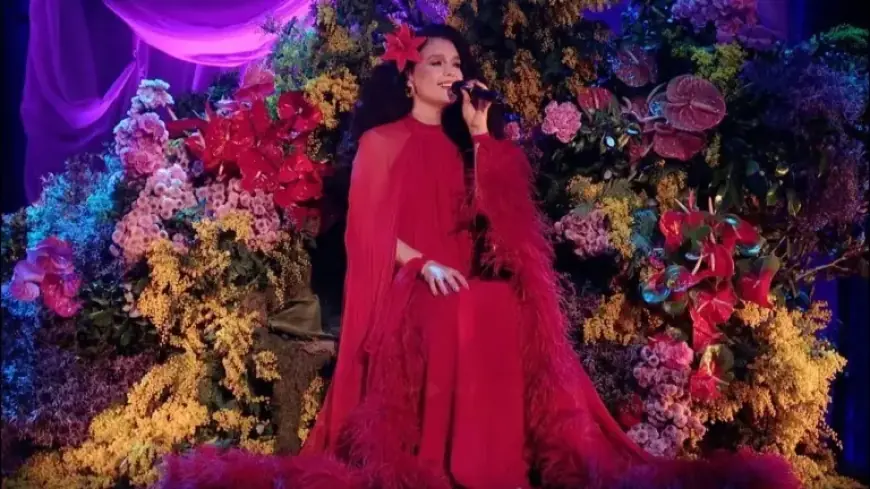 Jessie Ware Dazzles with “I Could Get Used To This” on Graham Norton