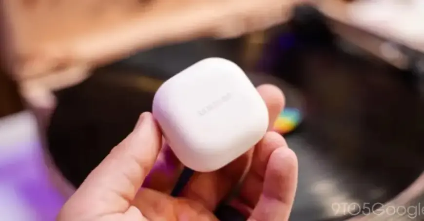 Leak Reveals Galaxy Buds 4 Returning to Original Charging Case Design