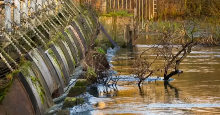 London Flood Map Reveals Six Alerts, Advising Area Avoidance Today