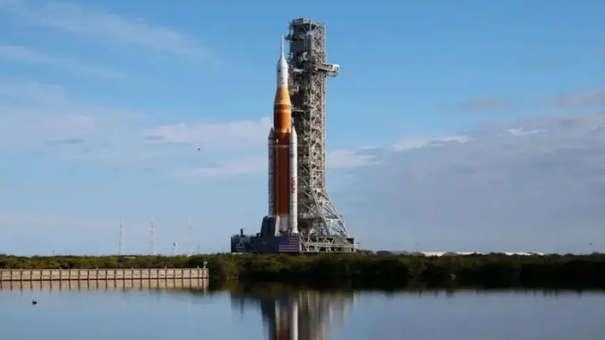 Fuel Leak Postpones NASA’s Mega-Rocket Moon Mission