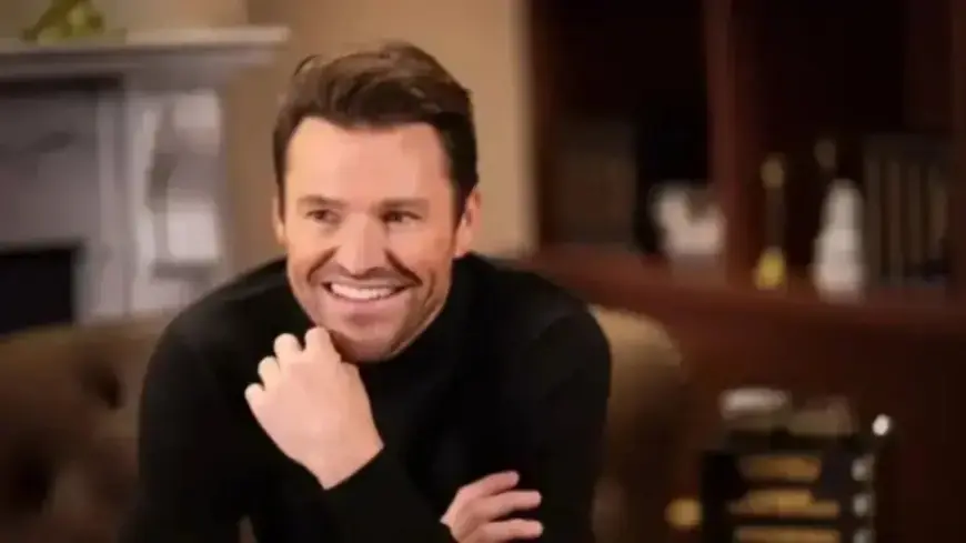 Mark Wright Captivates Fans with Sensual Valentine’s Audio Narration Series