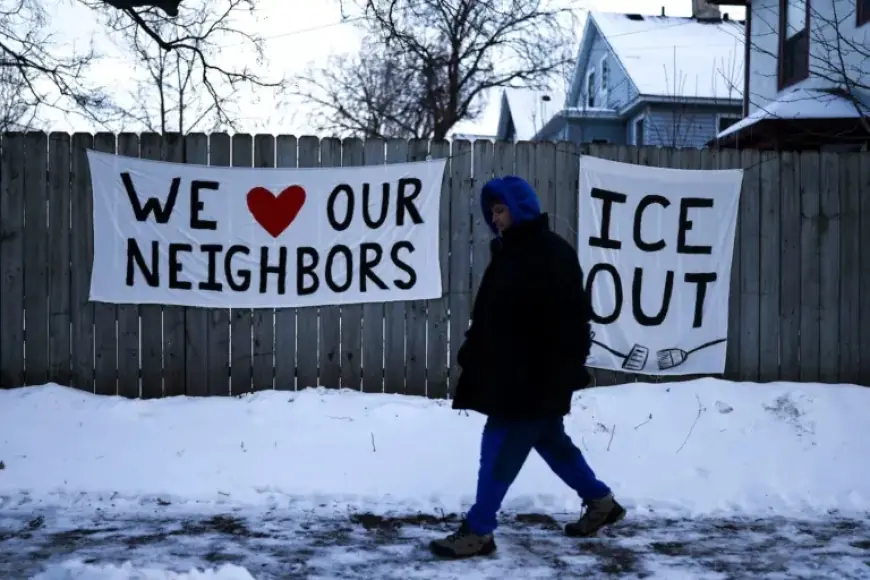 Minnesota Teachers File Lawsuit to Ban ICE from School Grounds
