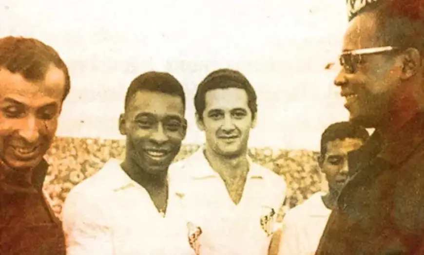 Nigeria Halted War 57 Years Ago to Watch Pelé Play for Santos