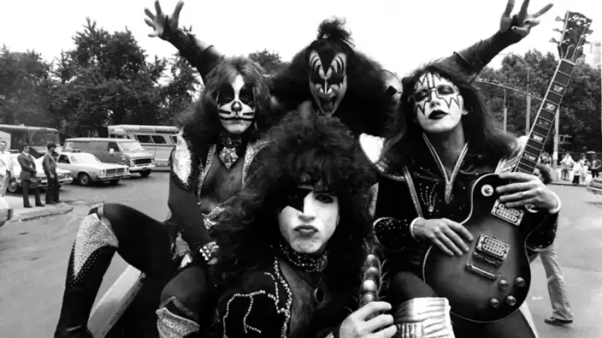 KISS Celebrates 1979 Hit Surpassing One Billion YouTube Views