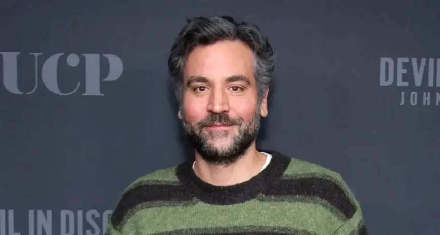 Josh Radnor and Jordana Welcome Their First Child!