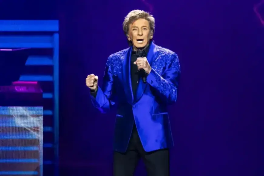Barry Manilow Delays Las Vegas Shows After Cancer Surgery