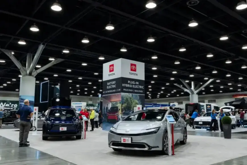 Canada Scraps Electric Vehicle Regulations, Boosting Automaker Success