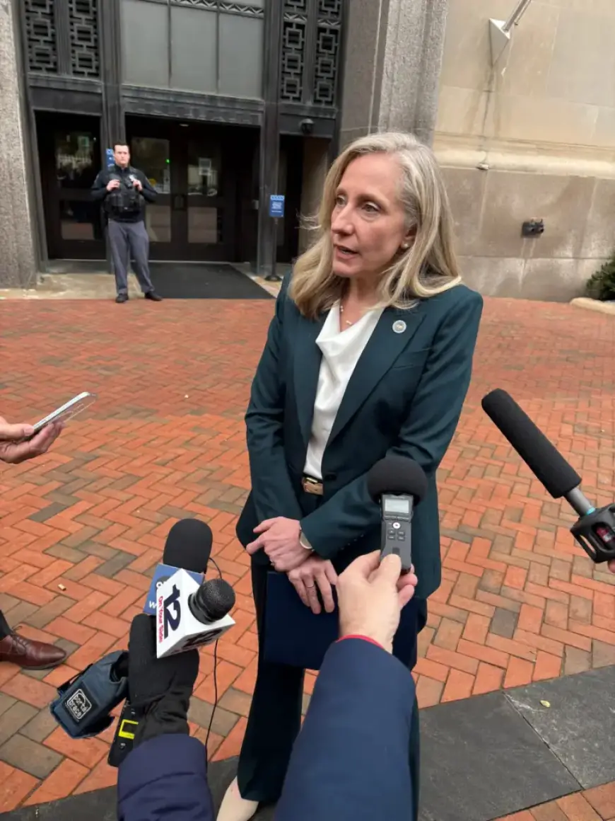 Spanberger Advances Virginia’s Exit from ICE Operations