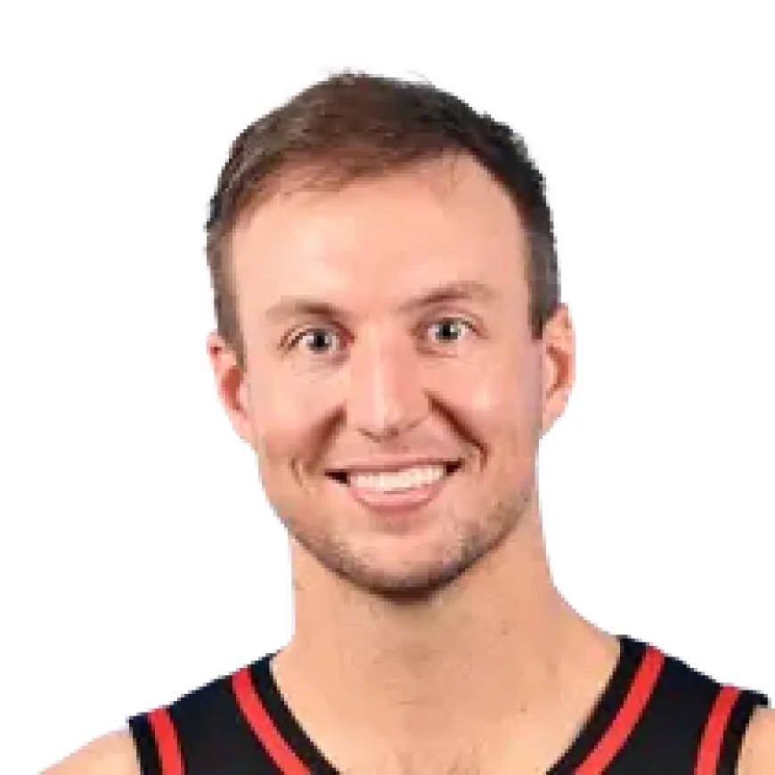 Luke Kennard Scores 12 Points in Tuesday’s Game