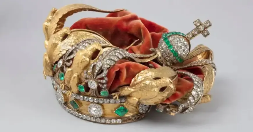 Louvre Thieves Drop Priceless Crown, Transforming Its Appearance.
