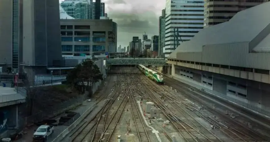 GO Trains Remain on Reduced Schedule Thursday Amid Ongoing Track Repairs