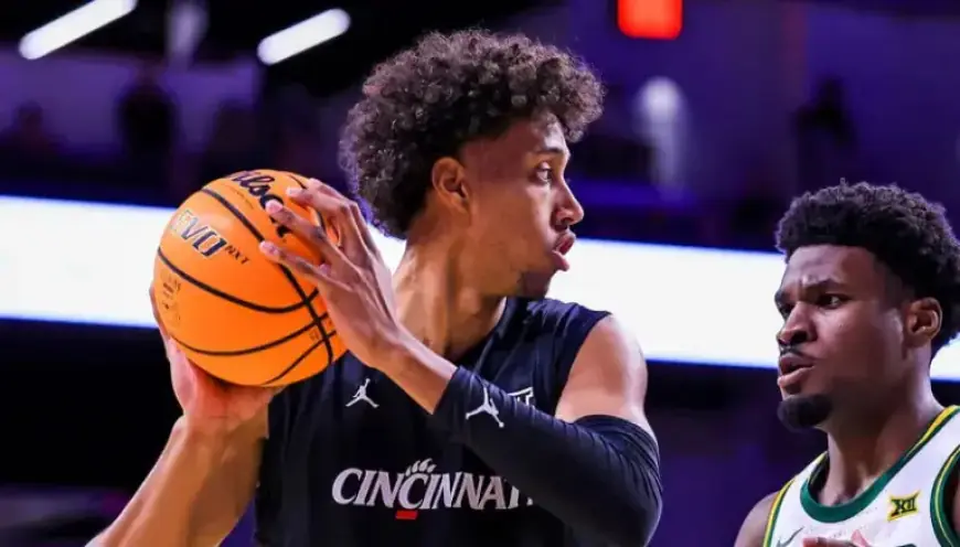 West Virginia vs Cincinnati: Predictions, Picks, and Odds for Tonight’s Game