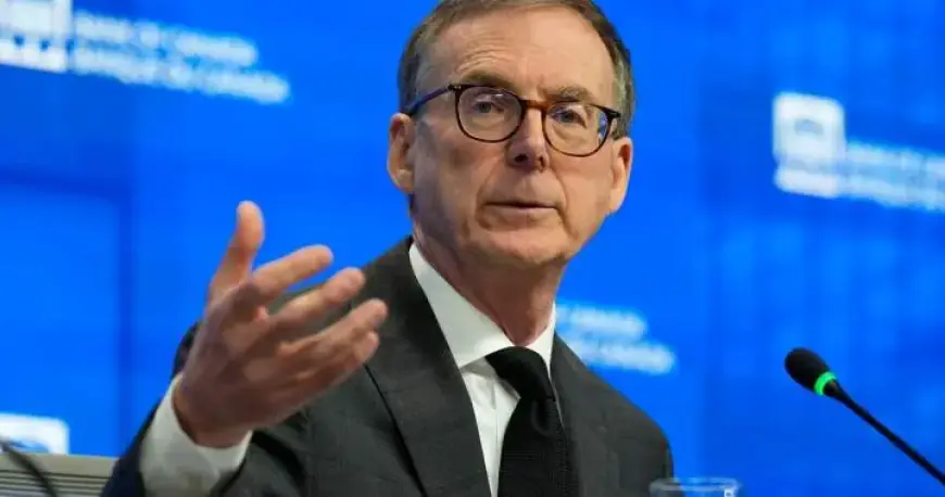 Bank of Canada Governor Warns: AI Threatens Entry-Level Jobs